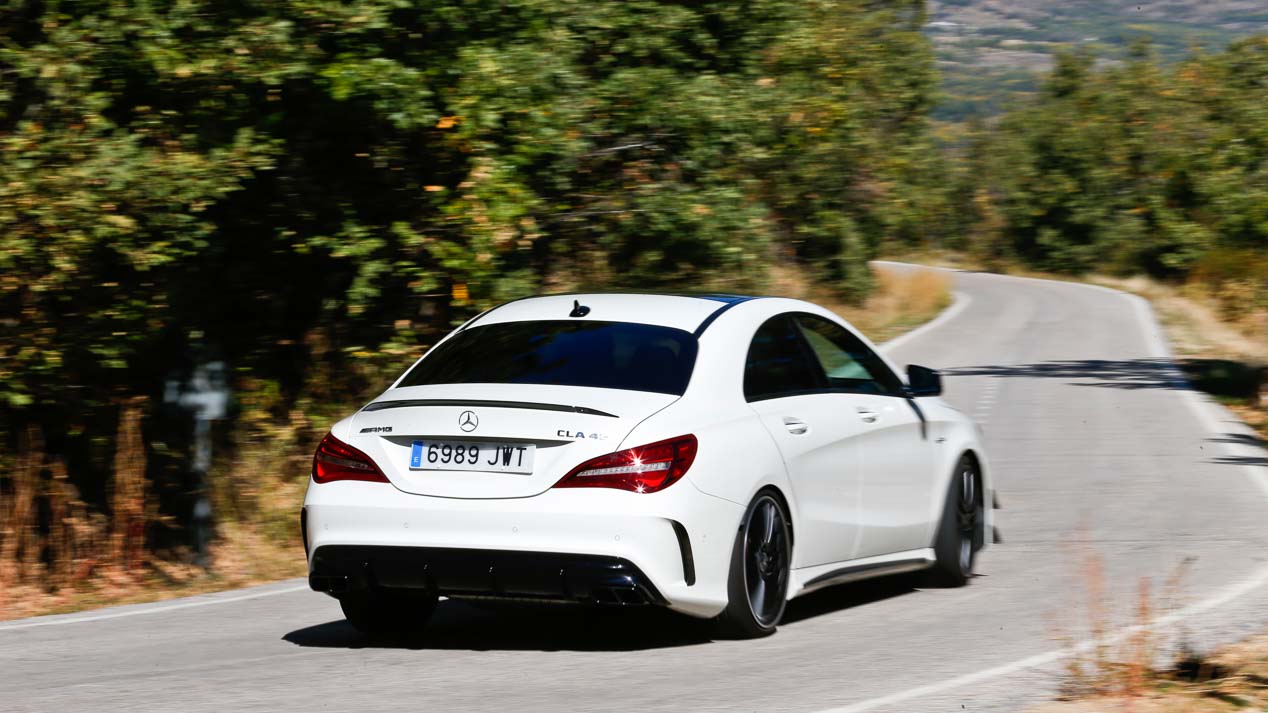 Comparativa entre Audi RS 3 Sedán y el Mercedes-AMG CLA 45