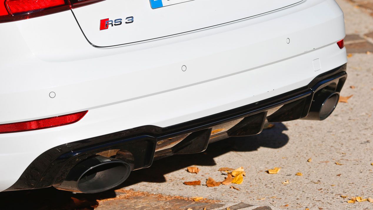 Comparativa entre Audi RS 3 Sedán y el Mercedes-AMG CLA 45