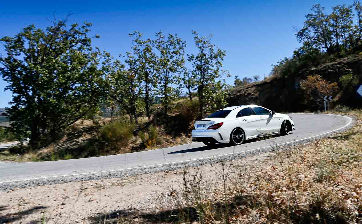 Comparativa entre Audi RS 3 Sedán y el Mercedes-AMG CLA 45