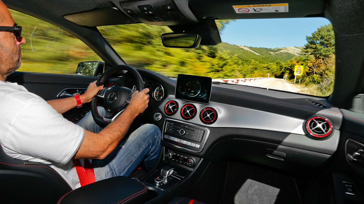 Comparativa entre Audi RS 3 Sedán y el Mercedes-AMG CLA 45