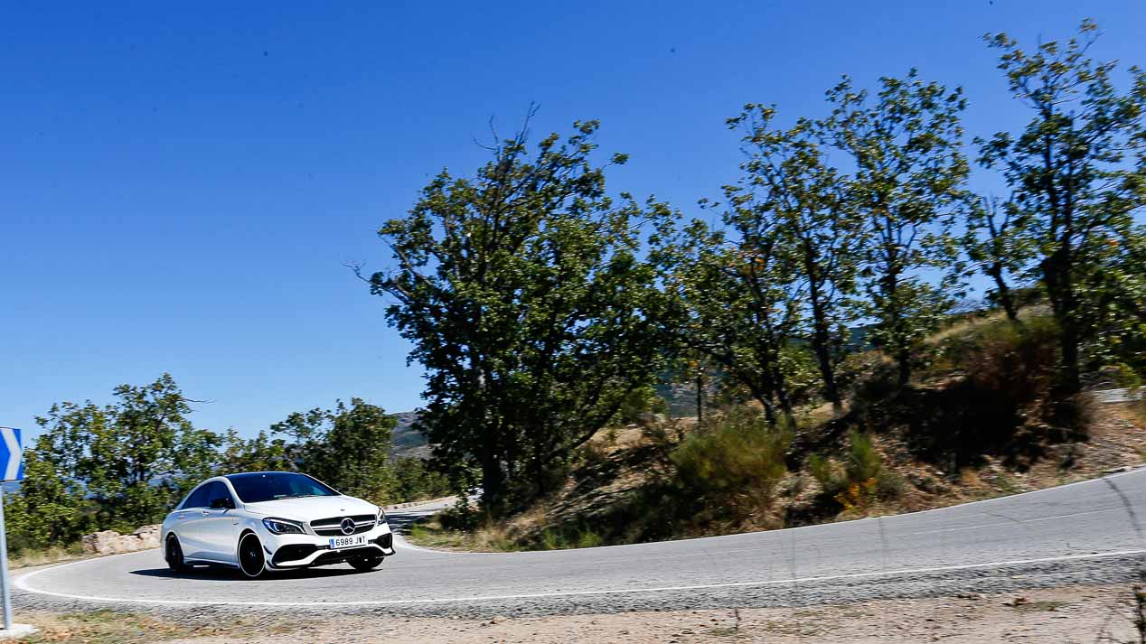 Comparativa entre Audi RS 3 Sedán y el Mercedes-AMG CLA 45