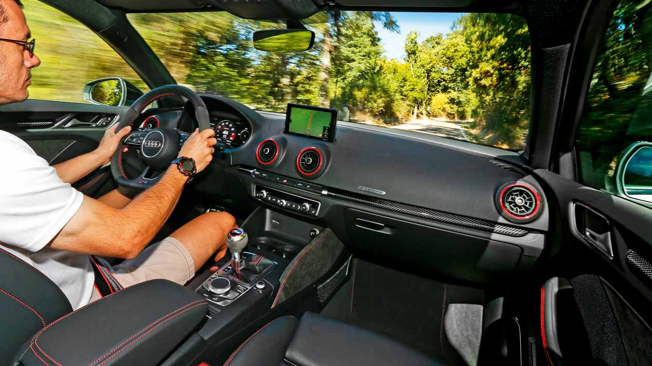 Comparativa entre Audi RS 3 Sedán y el Mercedes-AMG CLA 45