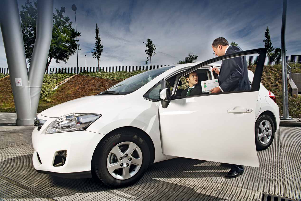 Consejos para ahorrar en la compra de un coche de ocasión