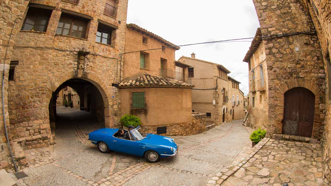 Seat 850 Spider: de ruta por el prepirineo oscense