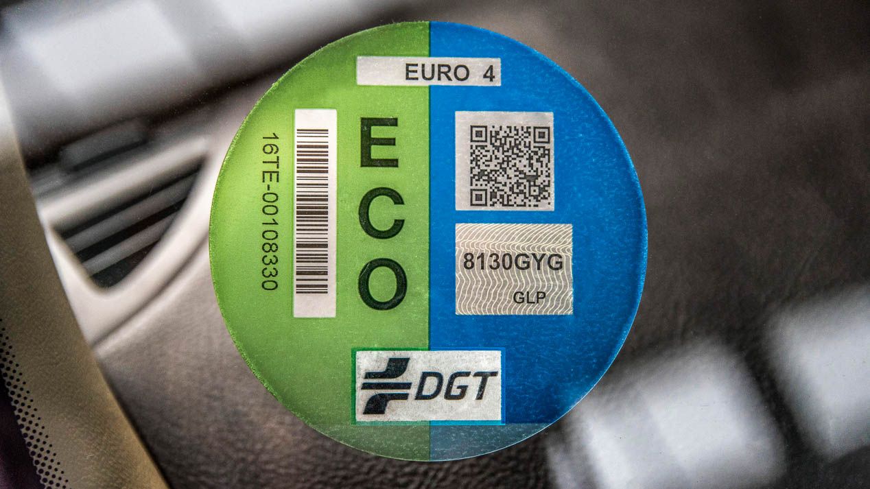 Todo sobre los coches de gas: guía de compra, sus ventajas, cómo funcionan…