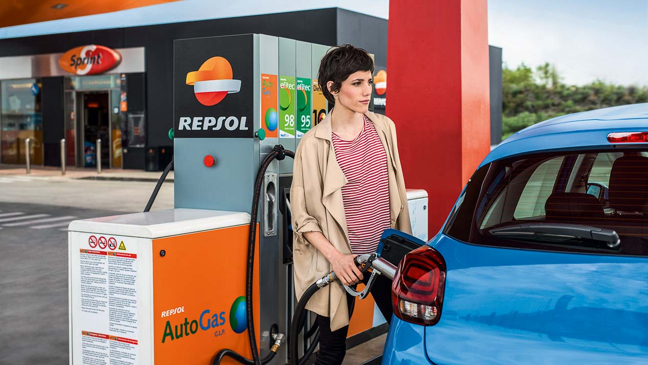 Todo sobre los coches de gas: guía de compra, sus ventajas, cómo funcionan…