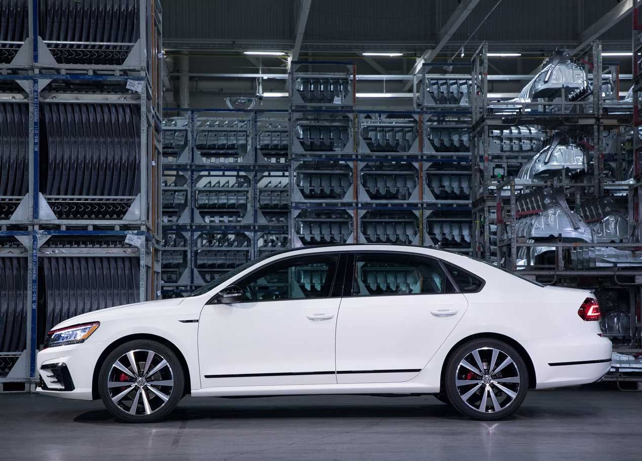 Volkswagen Passat GT, todas las imágenes de su versión más deportiva