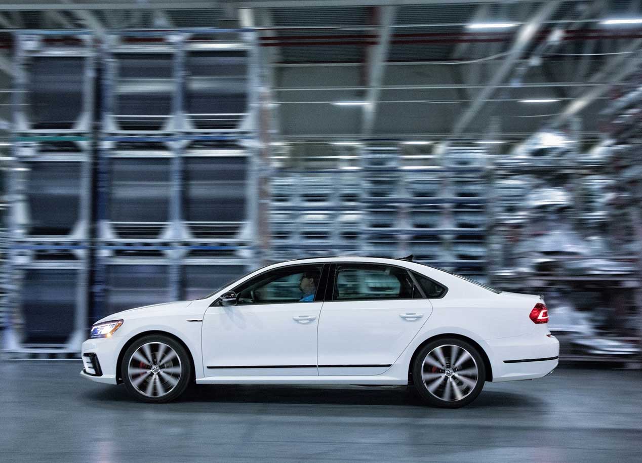 Volkswagen Passat GT, todas las imágenes de su versión más deportiva