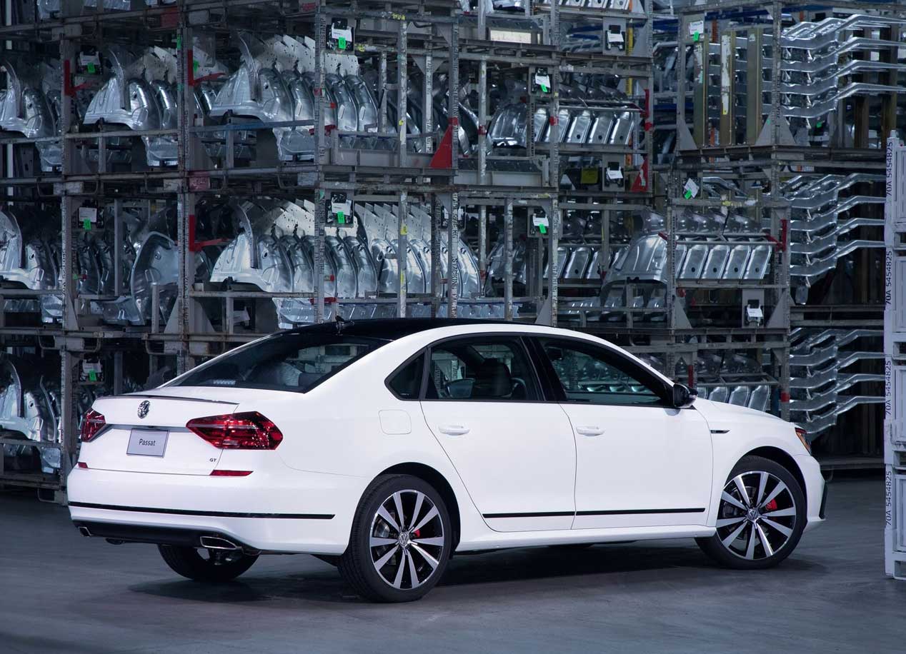 Volkswagen Passat GT, todas las imágenes de su versión más deportiva