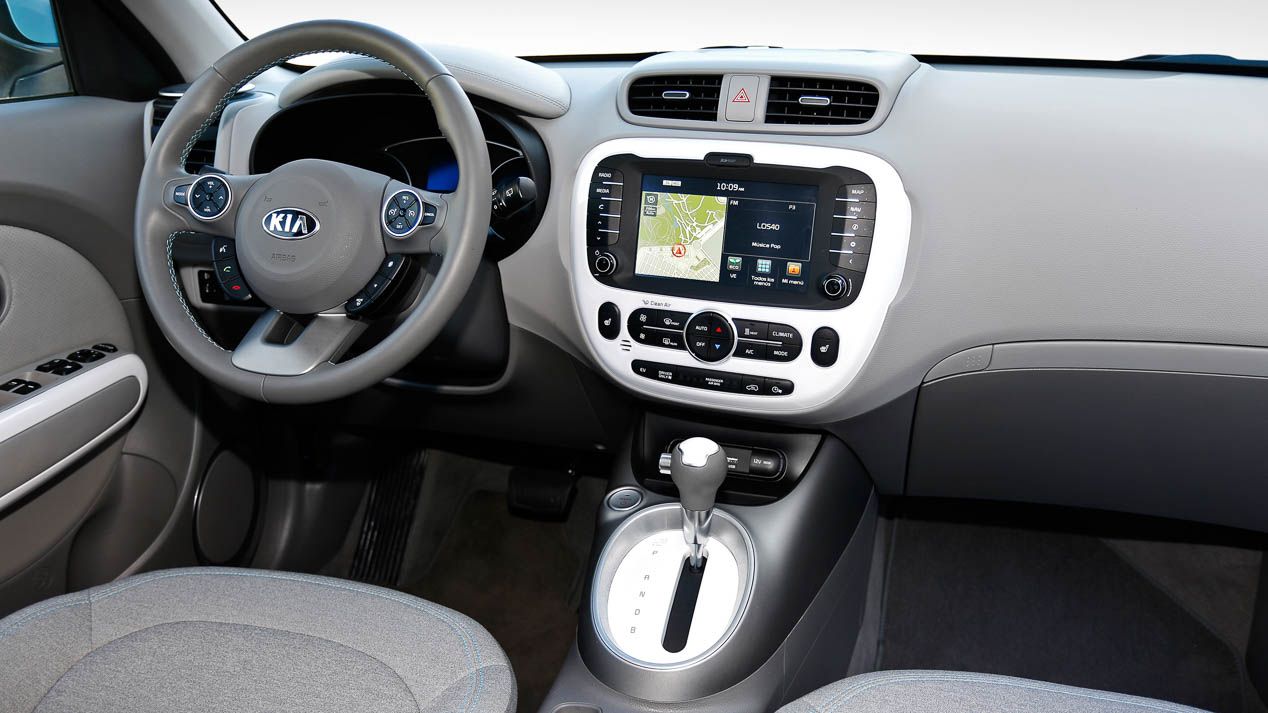 Kia Niro vs Kia Soul EV: ¿qué es mejor, un SUV híbrido o eléctrico?