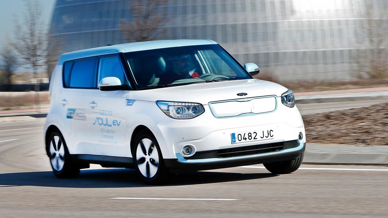 Kia Niro vs Kia Soul EV: ¿qué es mejor, un SUV híbrido o eléctrico?