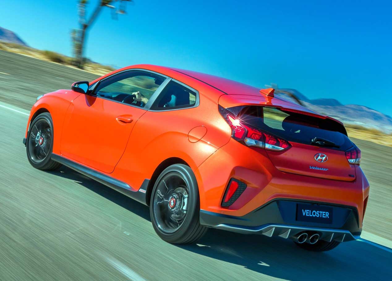 Hyundai Veloster 2019, vuelve el coupé de tres puertas asimétricas