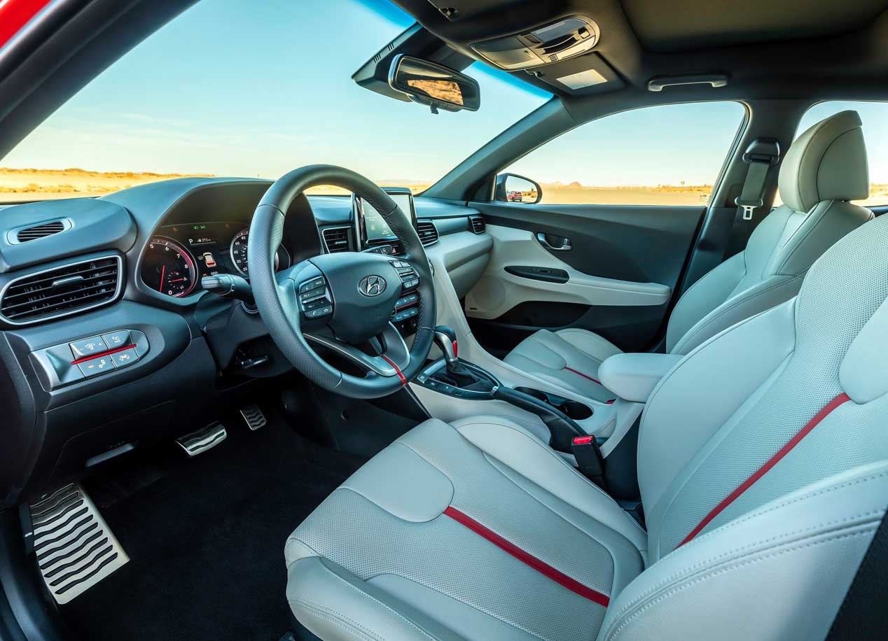 Hyundai Veloster 2019, vuelve el coupé de tres puertas asimétricas