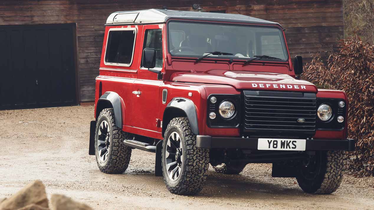 Land Rover Defender V8 70 aniversario, volver a nacer