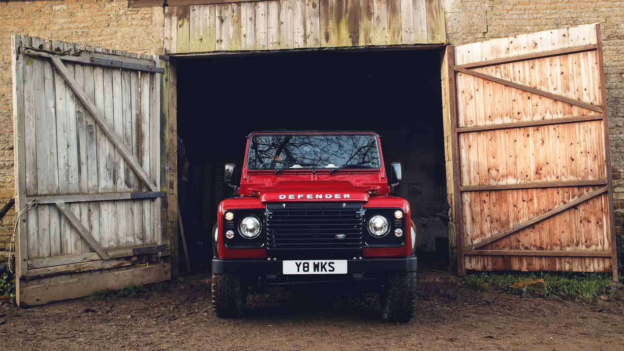 Land Rover Defender V8 70 aniversario, volver a nacer