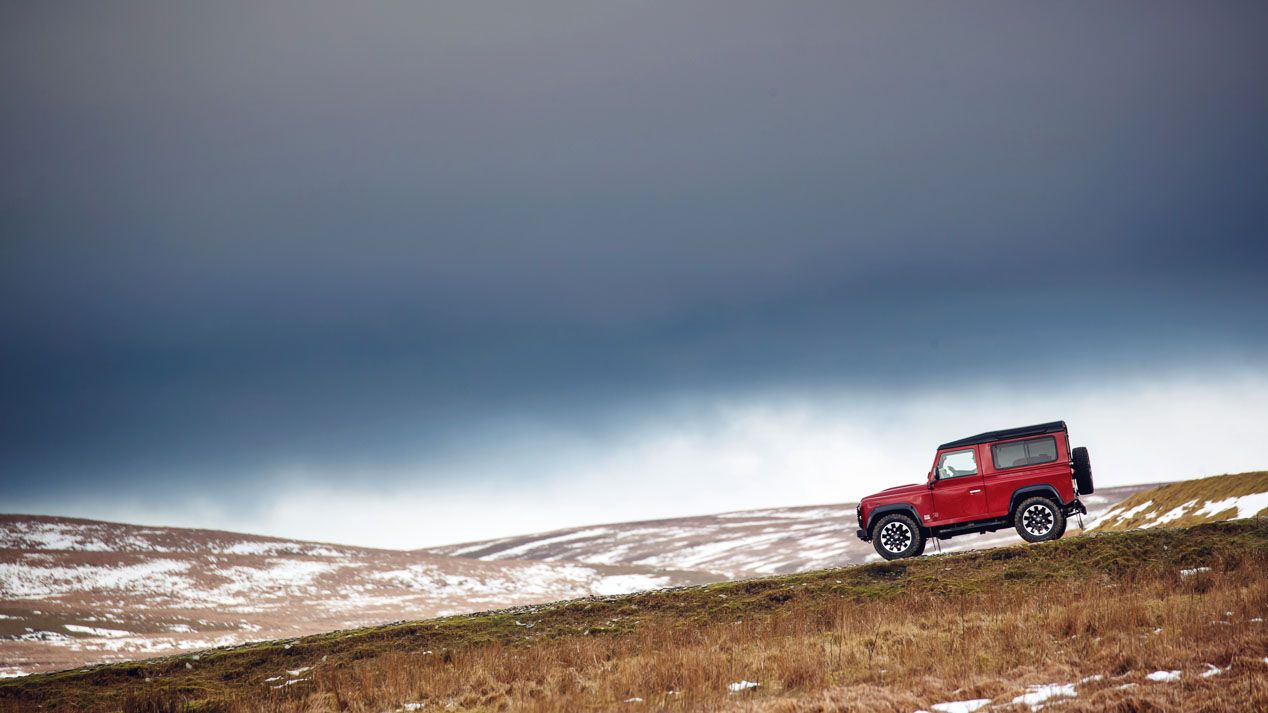 Land Rover Defender V8 70 aniversario, volver a nacer