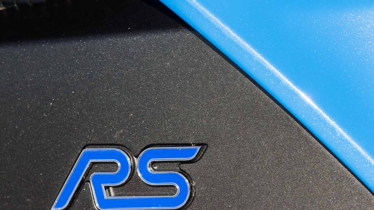 Ford Focus RS vs Honda Civic Type R: El compacto más rápido