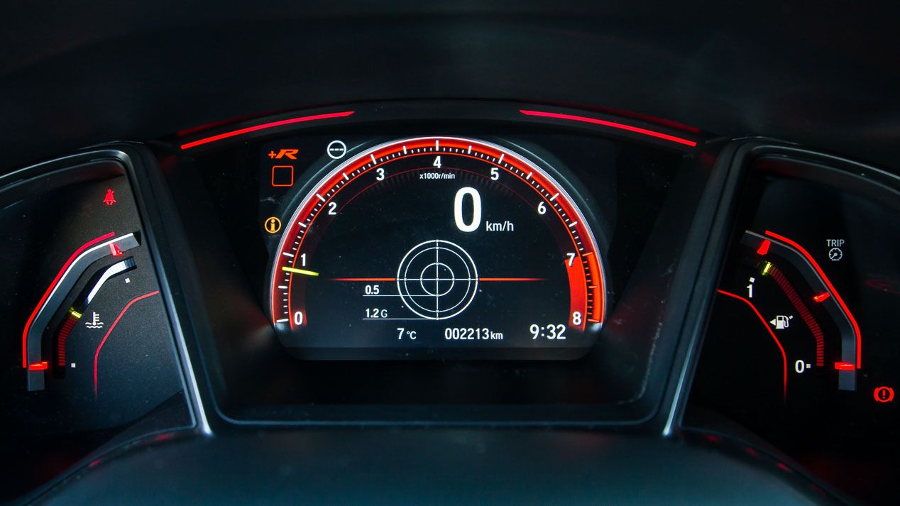 Ford Focus RS vs Honda Civic Type R: El compacto más rápido