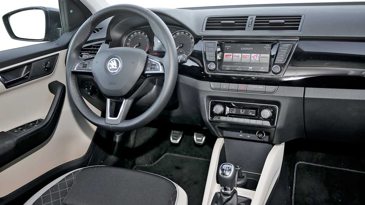 El nuevo VW Polo contra todos: Ibiza, Clio, C3, Fiesta, Corsa…