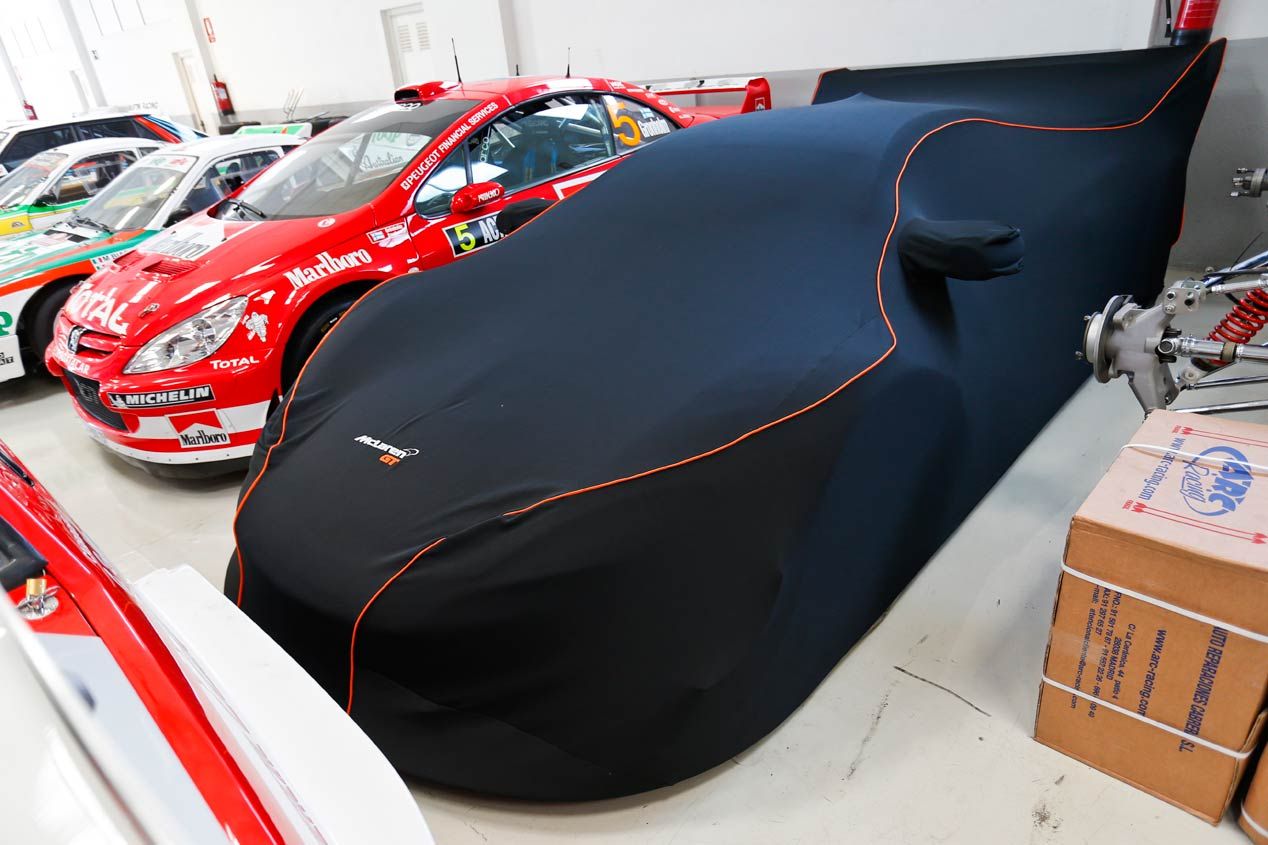 Así es la colección te coches de competición de Teo Martín