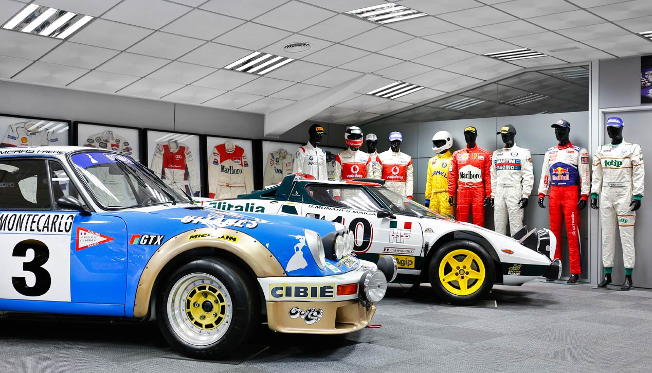 Así es la colección te coches de competición de Teo Martín