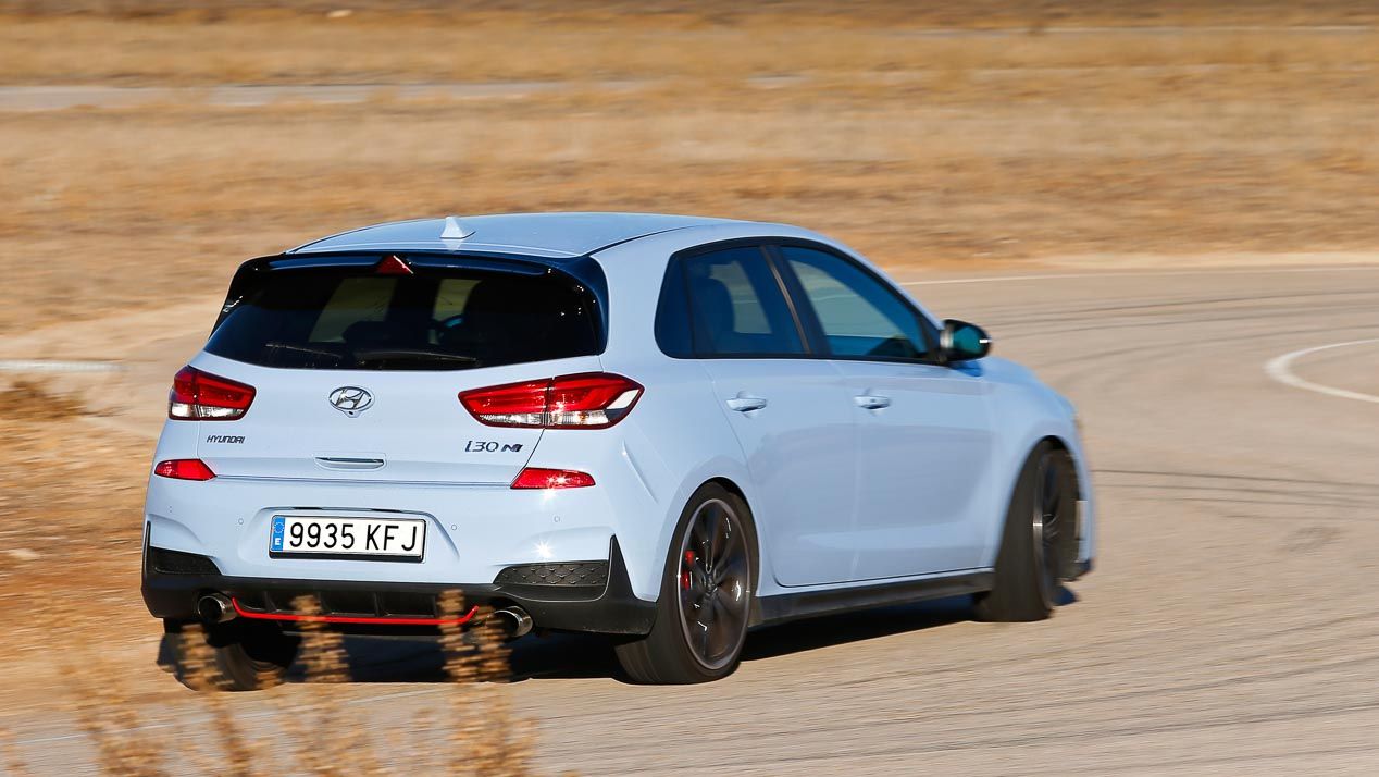 Hyundai i30 N vs Peugeot 308 GTI
