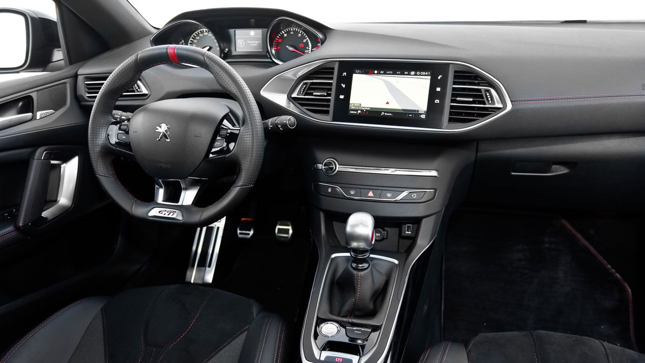 Hyundai i30 N vs Peugeot 308 GTI