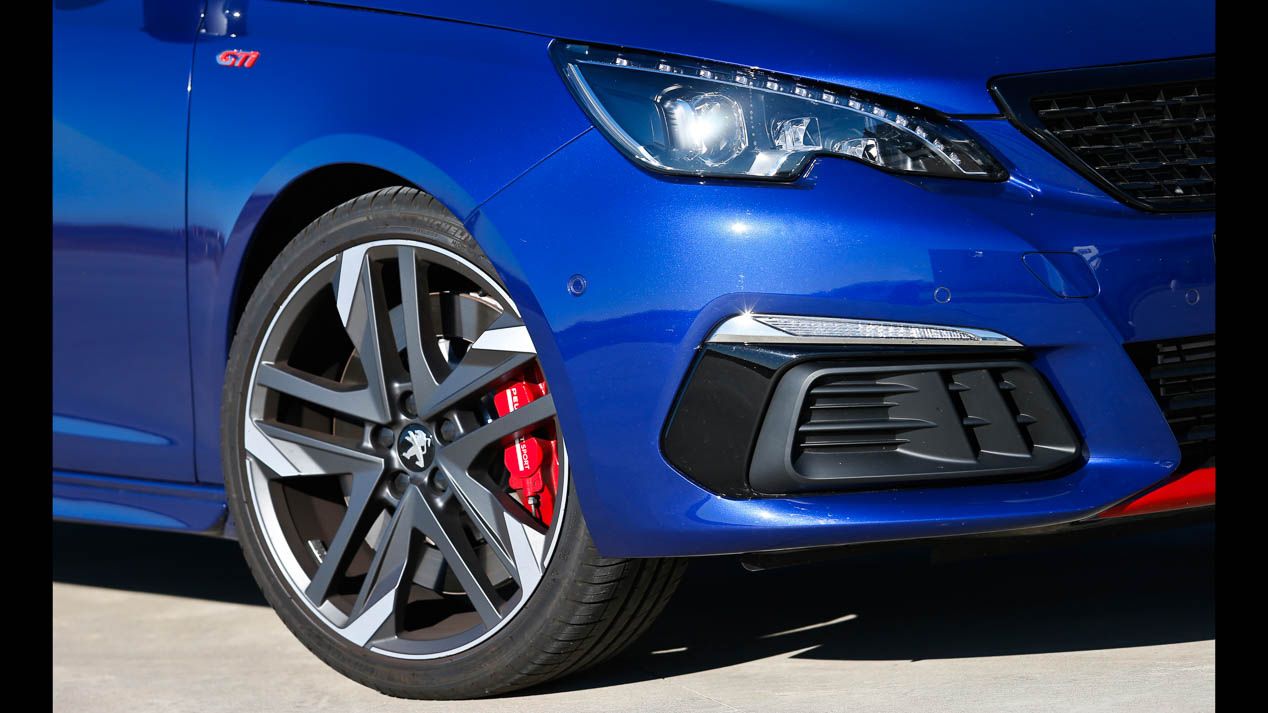 Hyundai i30 N vs Peugeot 308 GTI