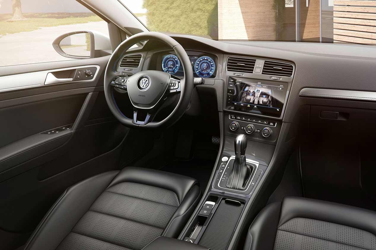 Los coches eléctricos, al alza. ¿Cómo acertar con el seguro?