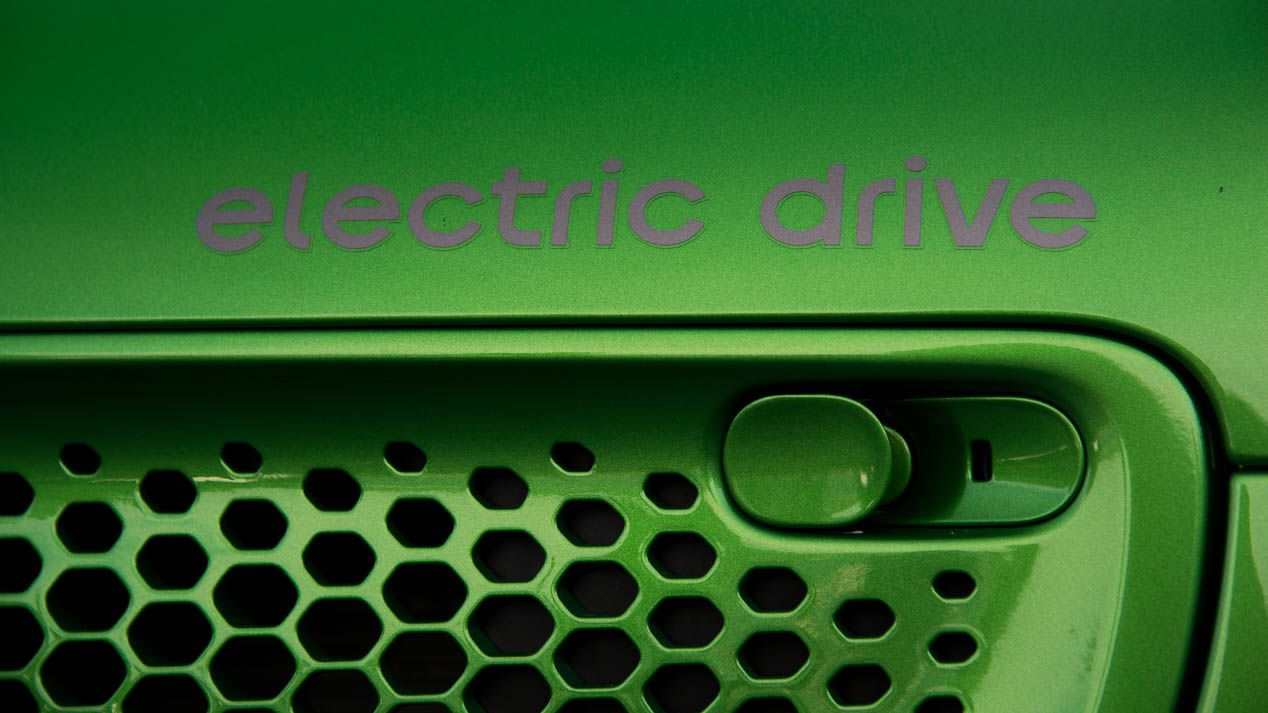 Los coches eléctricos, al alza. ¿Cómo acertar con el seguro?