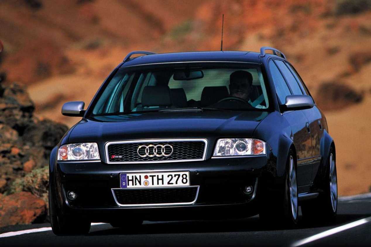 Felipe VI: los coches que han marcado la vida del Rey