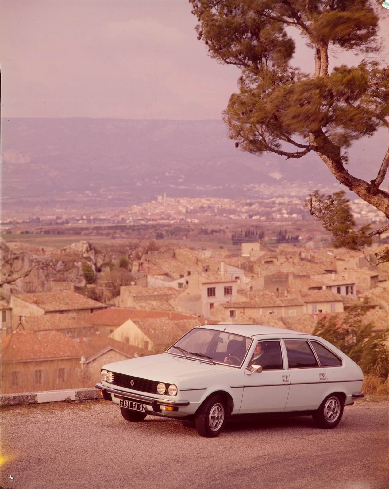 120 años de historia de Renault en 20 coches históricos