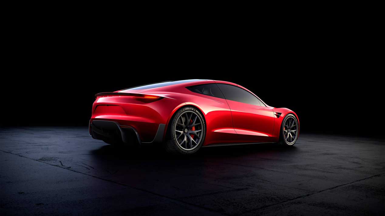 Sí, hay un Tesla Roadster viajando por el espacio