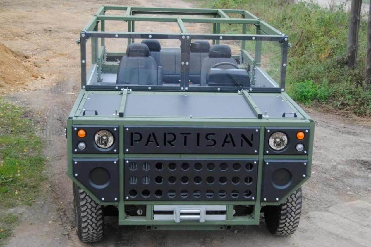 Partisan One Mars Edition: el SUV que aspira a llegar a Marte con Elon Musk