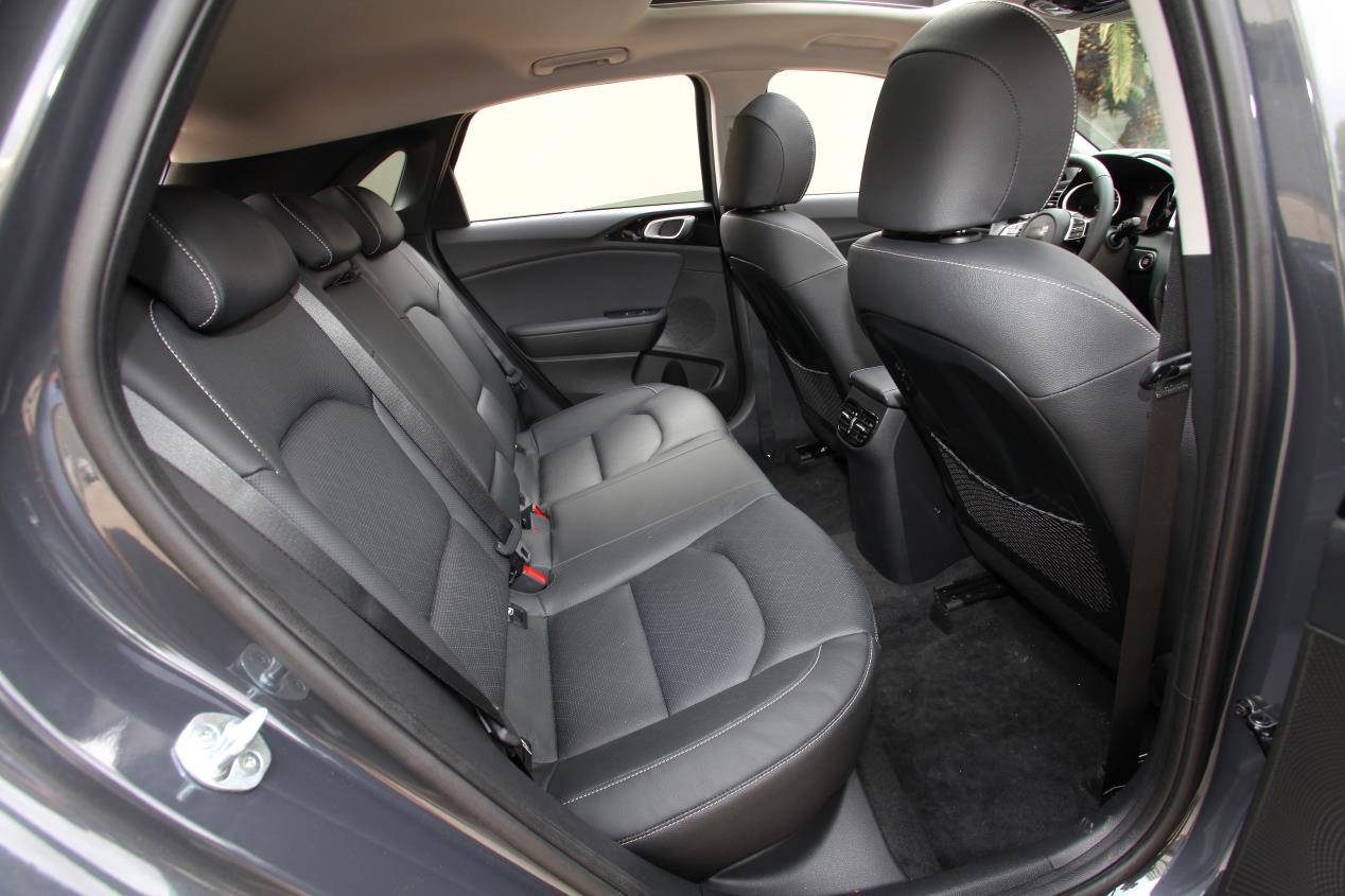 Kia Ceed 2018: nos subimos al nuevo compacto