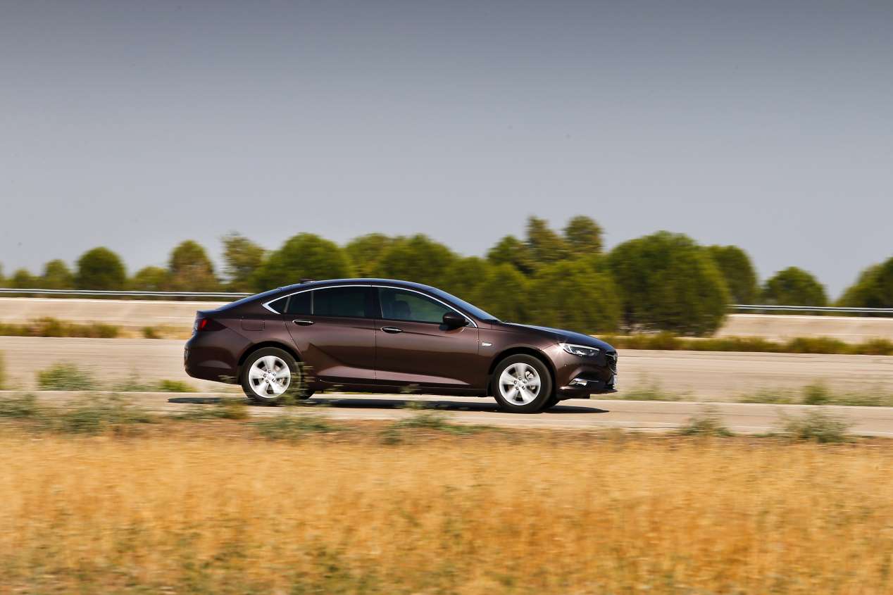 Opel Insignia Grand Sport 2.0 Turbo 4x4 AT8: primeras impresiones