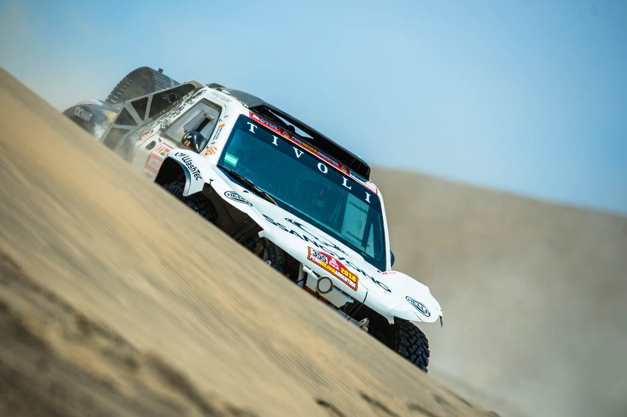 Entrevistamos a Óscar Fuertes, piloto de SsangYong en el Dakar 2018