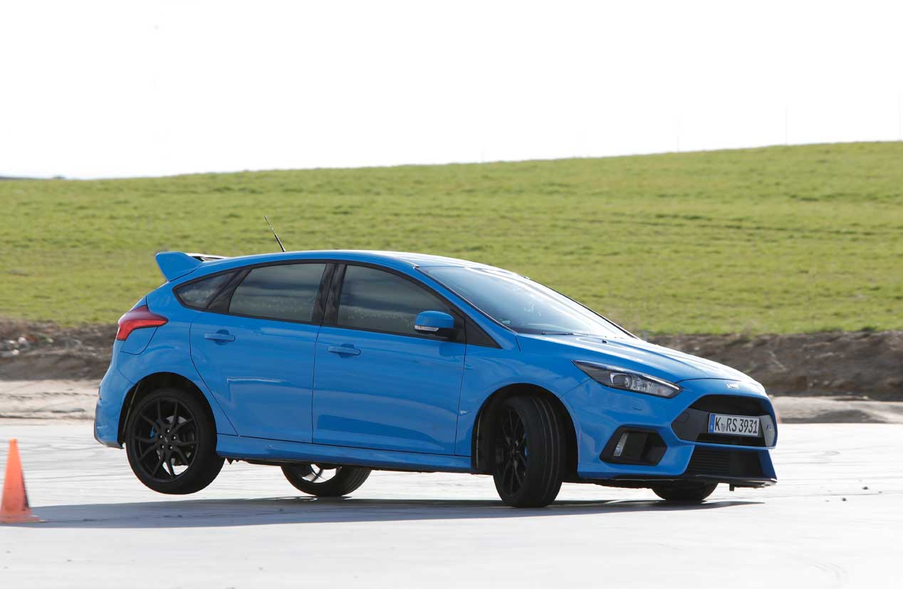 Ford Focus RS, el BuzzCar para encontrar la felicidad