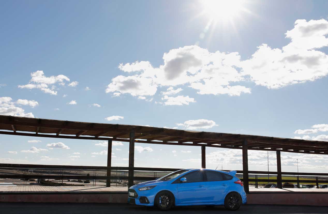 Ford Focus RS, el BuzzCar para encontrar la felicidad