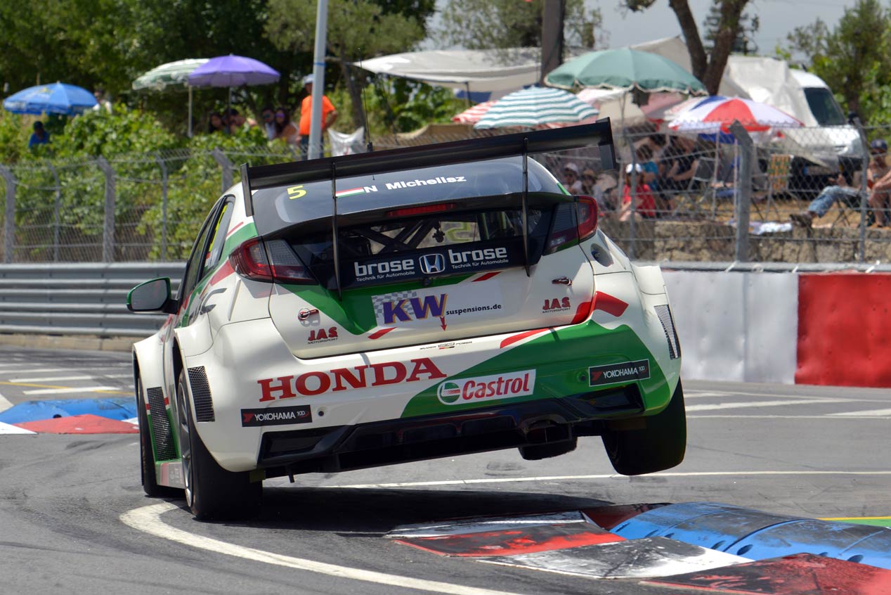 El nuevo Honda Civic TCR toma las riendas