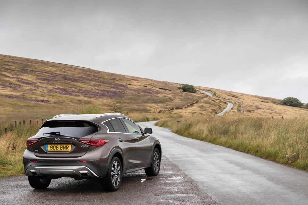 Los Infiniti Q30 y QX30 se actualizan