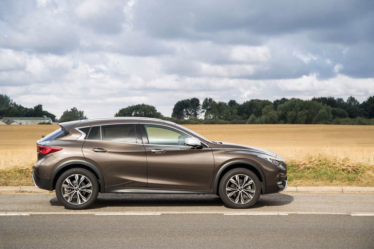 Los Infiniti Q30 y QX30 se actualizan