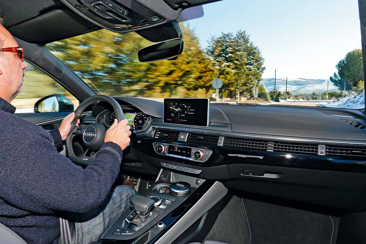 Audi A4 y BMW 320: ¿cuál es la mejor berlina de gasolina?
