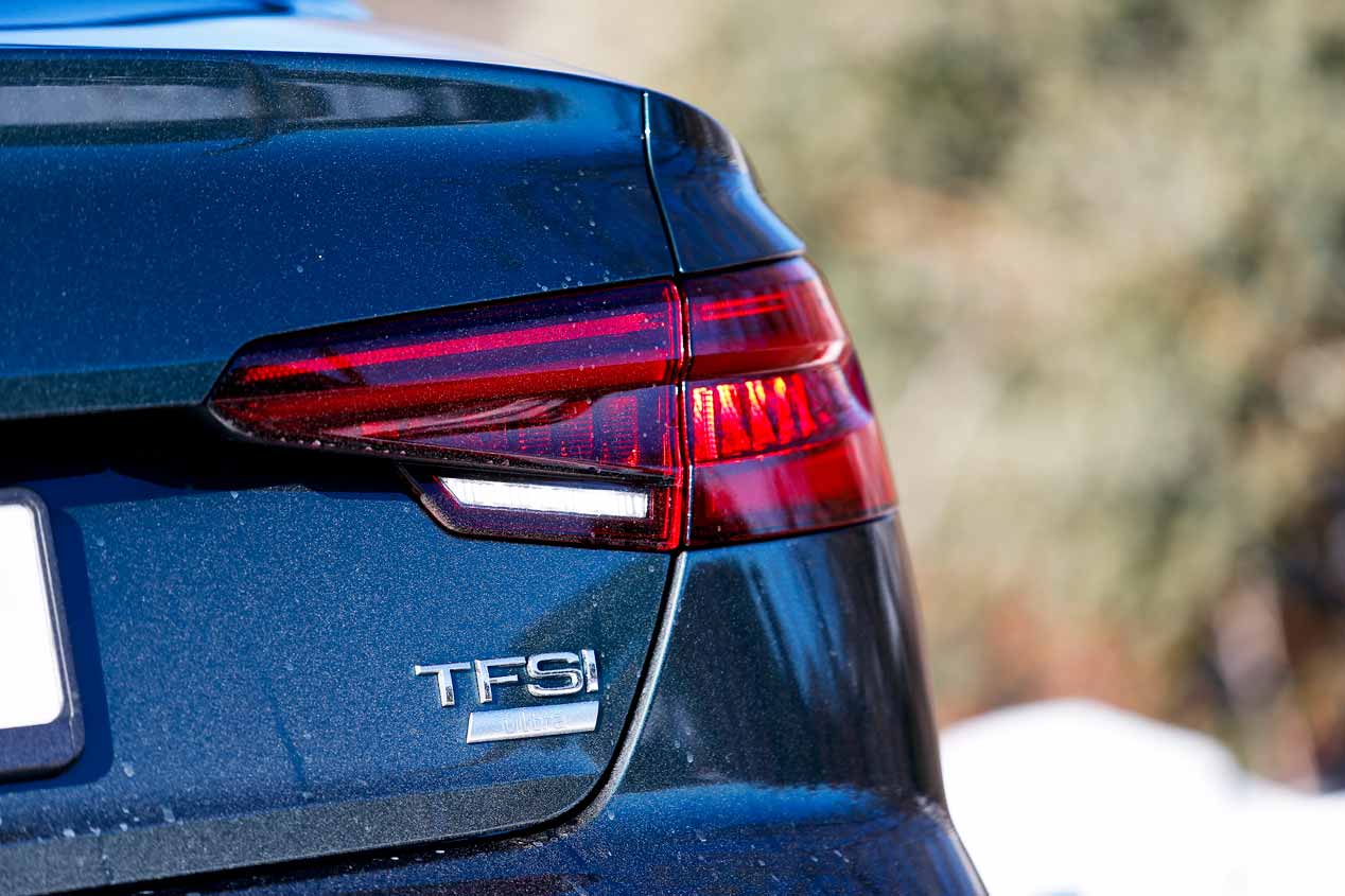 Audi A4 y BMW 320: ¿cuál es la mejor berlina de gasolina?