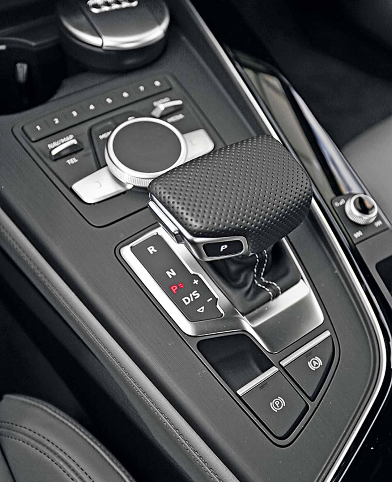 Audi A4 y BMW 320: ¿cuál es la mejor berlina de gasolina?
