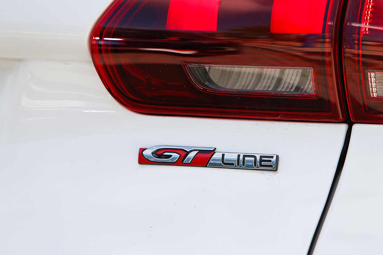 ¿SUV Diesel o gasolina? Analizamos en Peugeot 2008, Renault Captur y Nissan Juke qué interesa