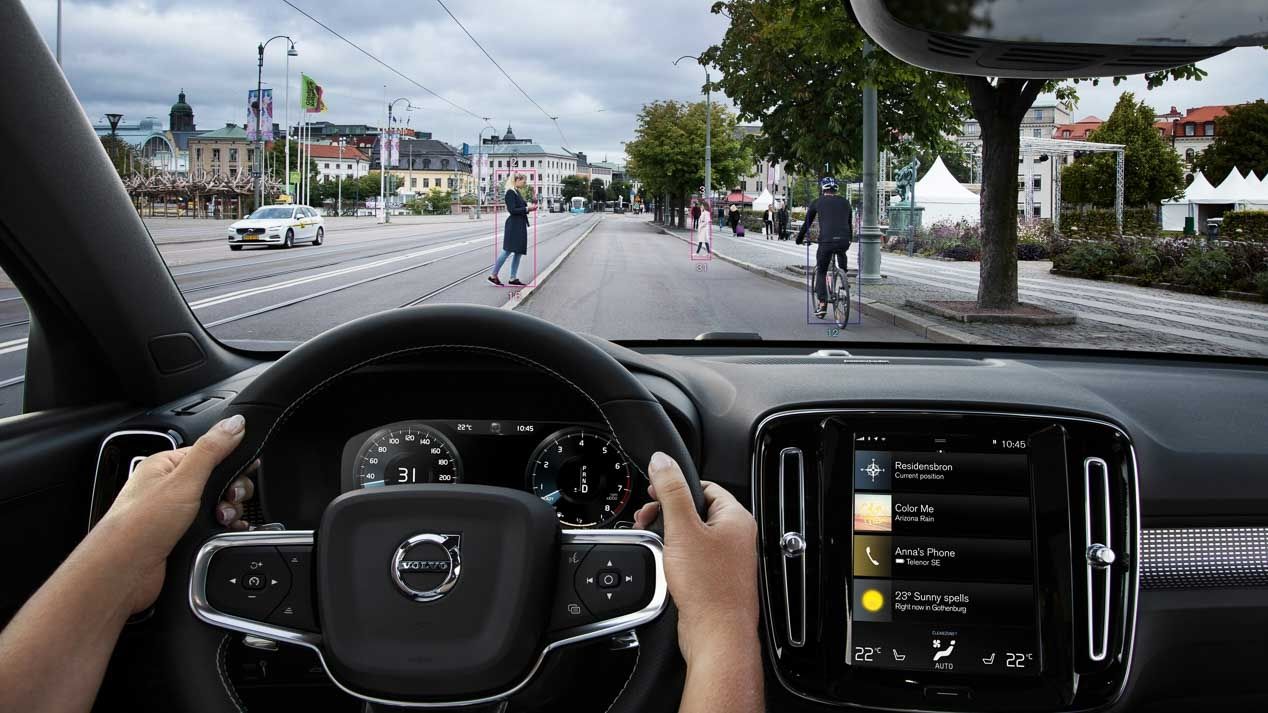 Volvo XC40, ahora con motor tricilíndrico