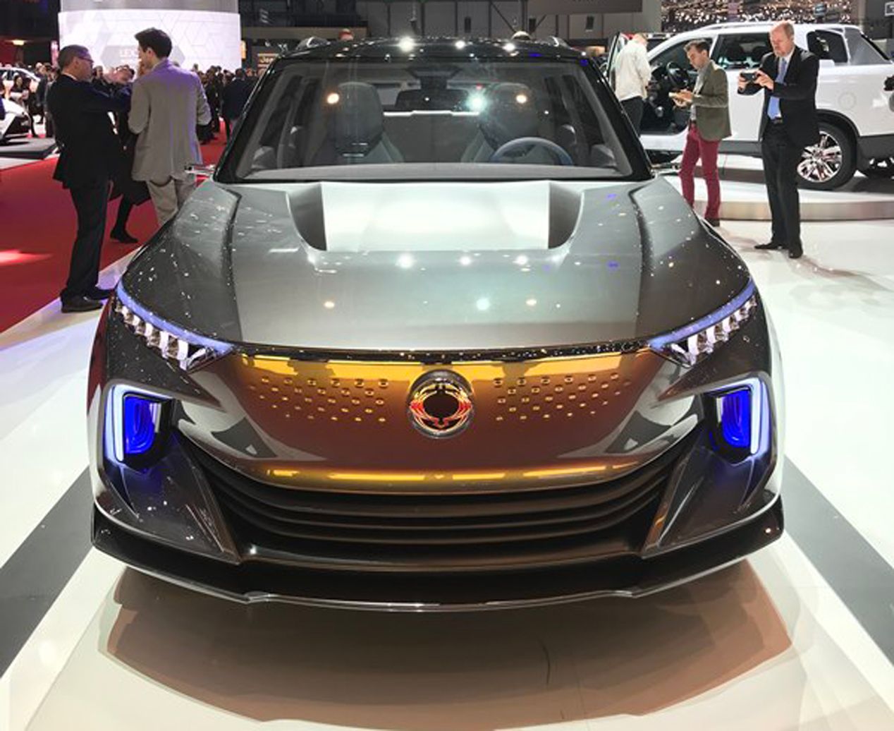SsangYong e-SIV: un concepto de SUV eléctrico con 450 km de autonomía