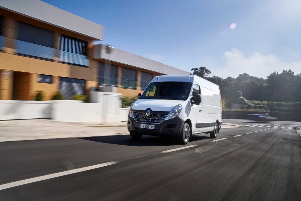 Renault Master ZE, su versión eléctrica en imágenes