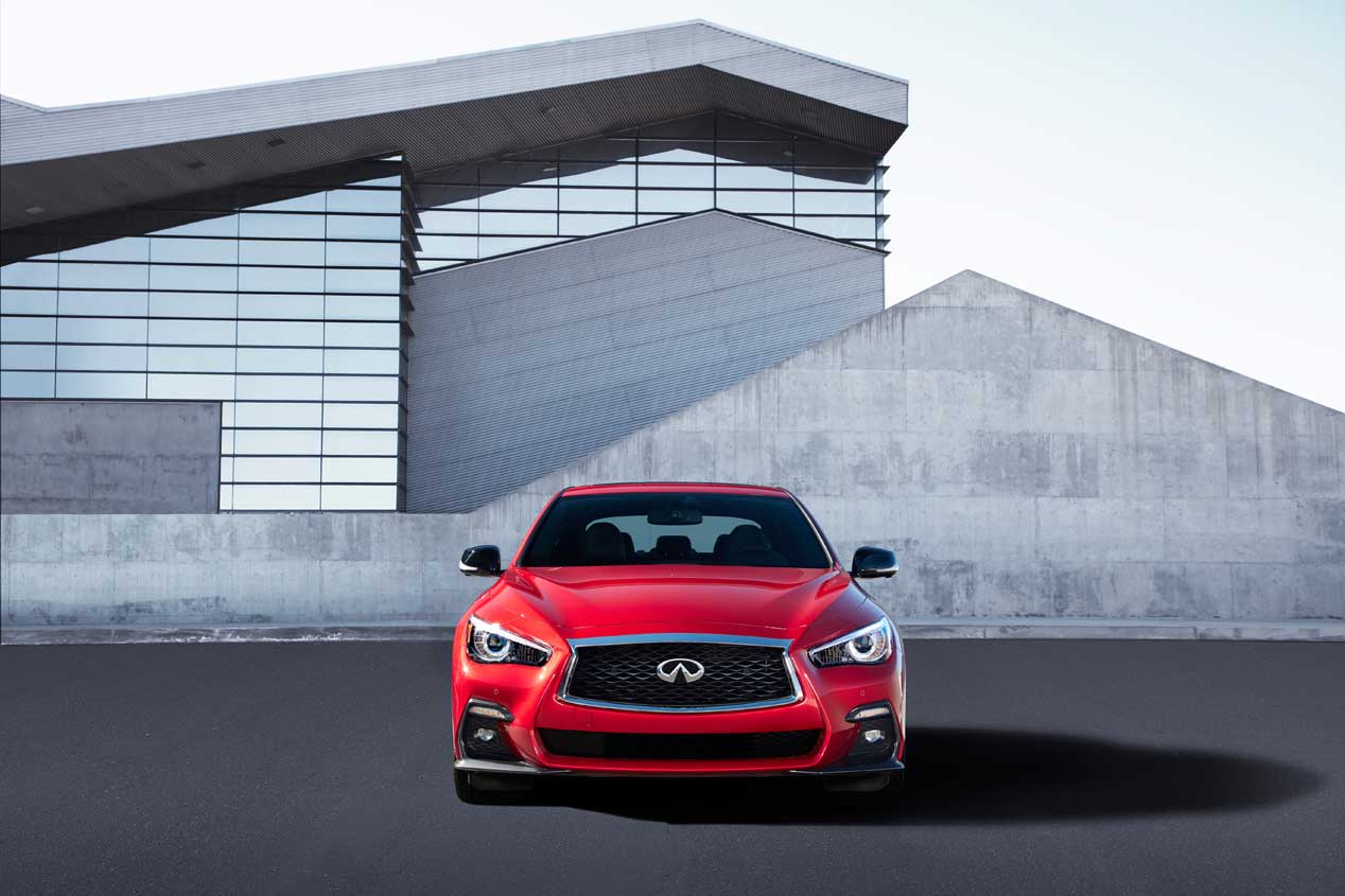 Infiniti Q50, renovación en su versión híbrida
